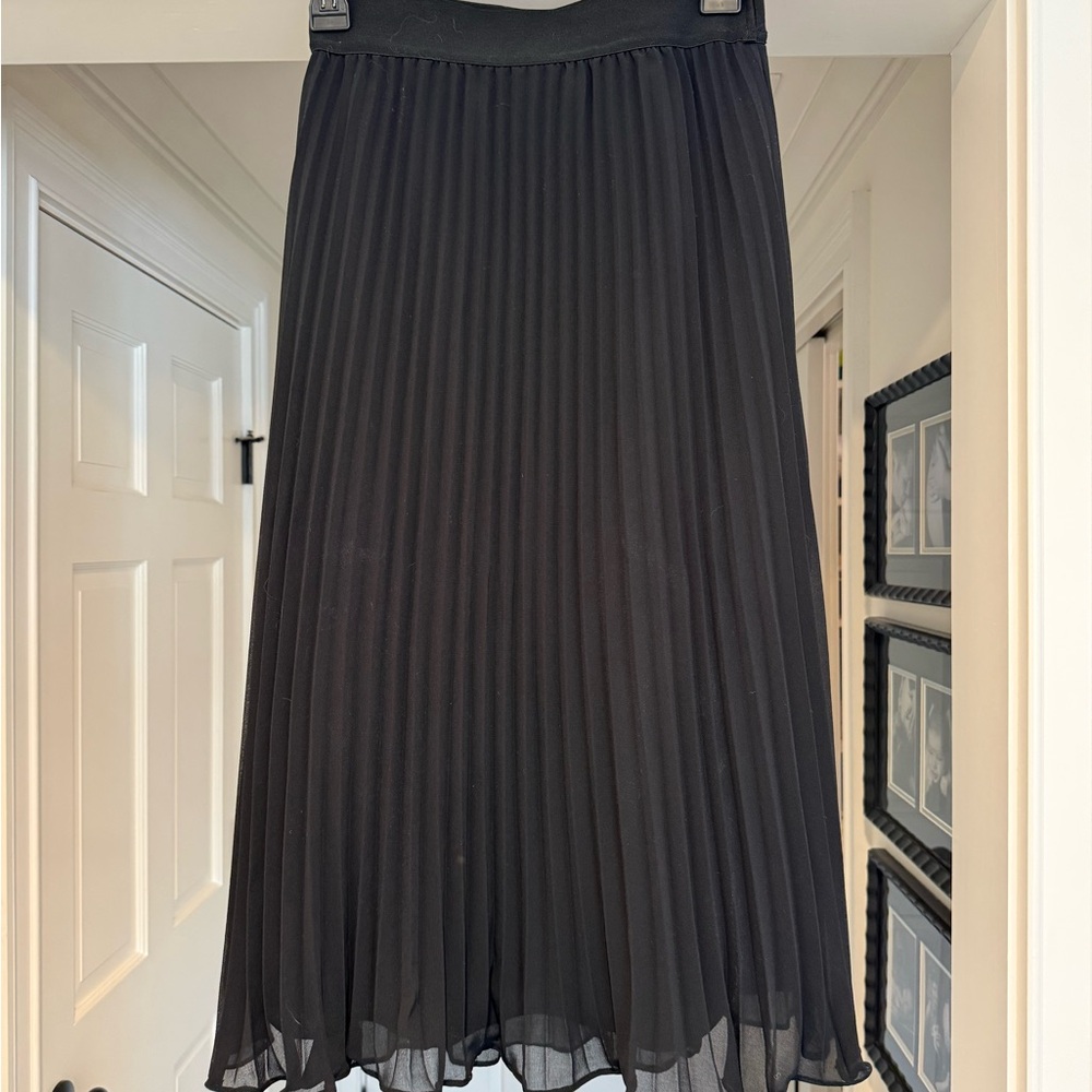 DKNY Black Midi Pleated Skirt